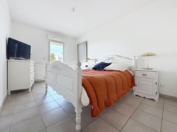 VICTOR HUGO - appartement 112 m² lumineux traversant 4 chambres 2 balcons 1 garage un stationnement