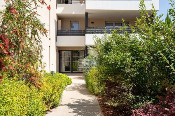 Appartement Bouc Bel Air 4 pièce(s) 80 m2