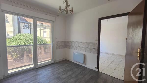 Appartement à vendre  2 pièces - 37,40 m 2   VERDUN  - 55