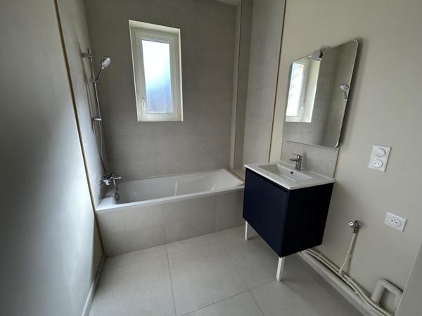 Location Appartement 3 pièces 62.52 m² - Caen 14000