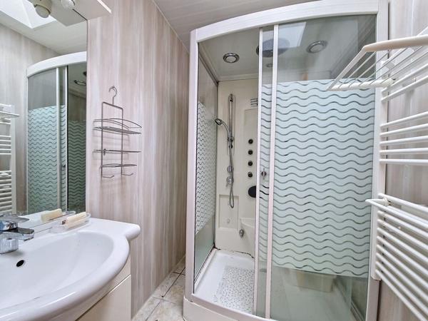 Maison de 7 pièces, 123 m² - Plonévez-Porzay 29550