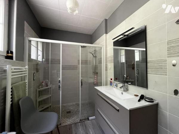 Une maison d'habitation