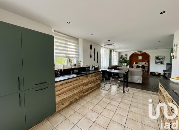 Maison à vendre 8 pièces 200 m² Lavelanet