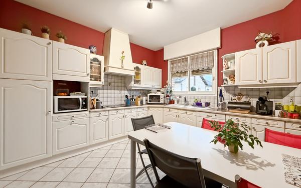 Maison à vendre    6 pièces •  Caussade