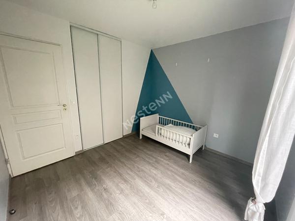 Appartement 4 pièces 80m2+110m2 de Jardin + 20m2 de terrasse.