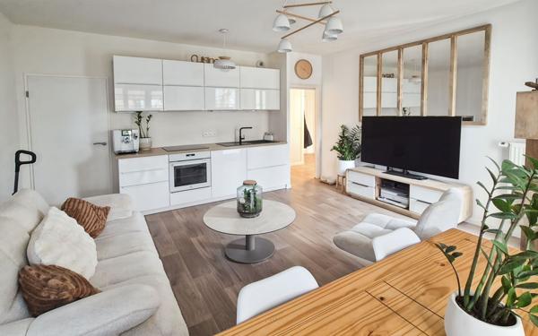 Appartement à vendre    3 pièces • 61 m2 Vauréal
