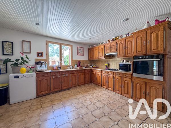 Maison à vendre 4 pièces 140 m² Le Fouilloux