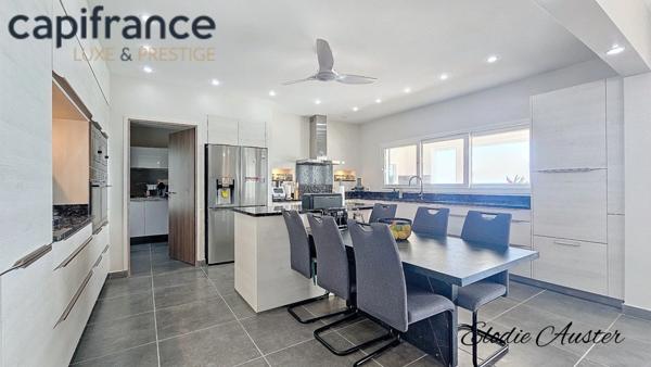 Propriété 7 pièces vue mer imprenable plus une parcelle de 700 m2