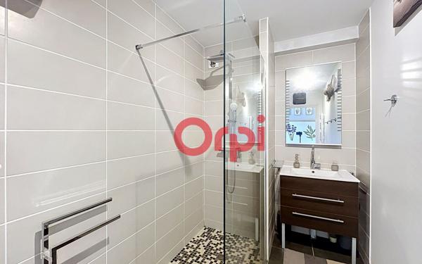 Appartement à vendre    2 pièces • 45,77 m2 Sainte-Maxime