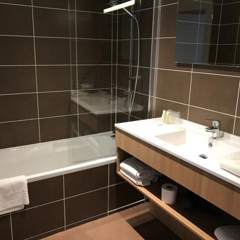 INVESTISSEMENT LOCATIF  PORNIC - Résidence Golden Tulip Pornic Suites**** - 7.04%  de rentabilité.