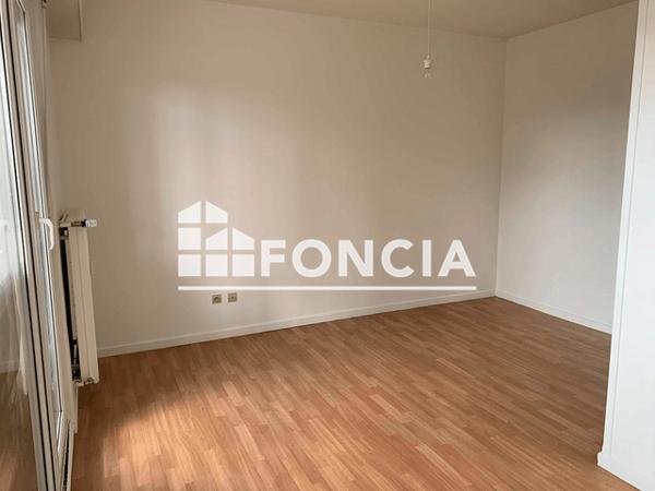 Location Studio 26.77 m² - 10 ROND-POINT DE L'ESPLANADE Strasbourg 67000