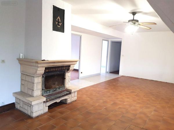 Maison à vendre à Gièvres dans le Loir-et-Cher (41130), ref : 41036/2981