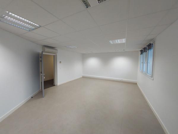 Bureaux 450 m2 LA ROCHE SUR YON , La roche sur yon