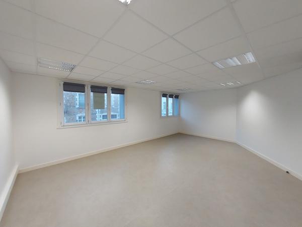 Bureaux 450 m2 LA ROCHE SUR YON , La roche sur yon