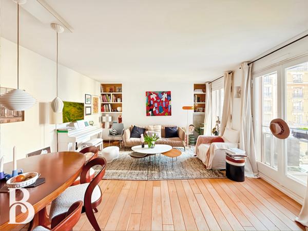 Paris (75015) TRES BEL APPARTEMENT FAMILIAL AVEC GRAND BALCON