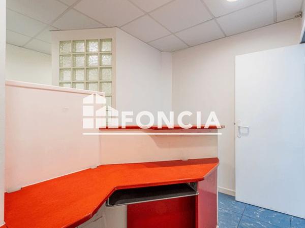 À vendre Local commercial 30.5 m² - Toulon 83000