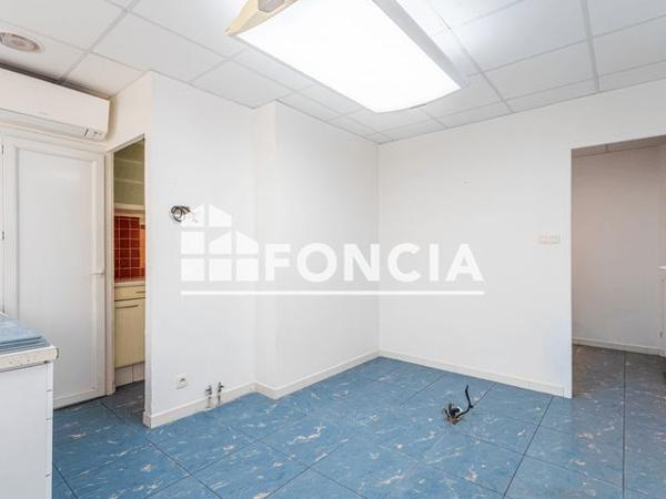 À vendre Local commercial 30.5 m² - Toulon 83000