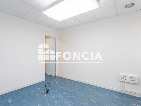 À vendre Local commercial 30.5 m² - Toulon 83000