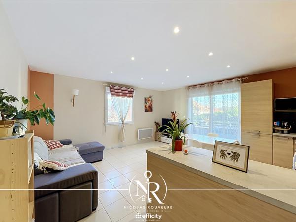 Appartement
         3 pièces
        - 59 m² Exclusivité 219 000 € *