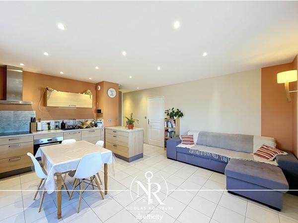 Appartement
         3 pièces
        - 59 m² Exclusivité 219 000 € *
