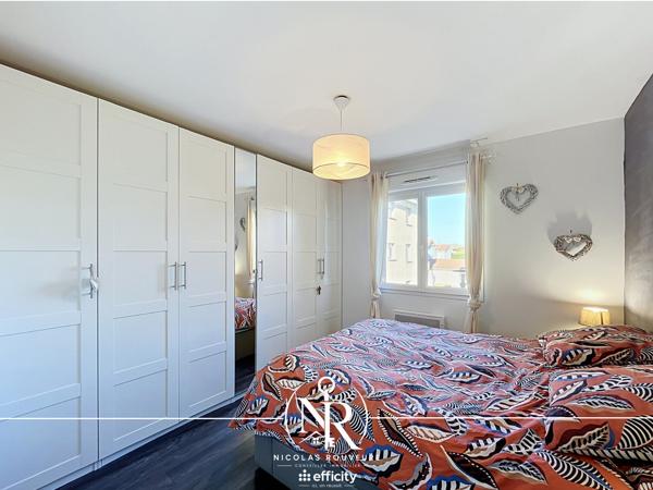 Appartement
         3 pièces
        - 59 m² Exclusivité 219 000 € *