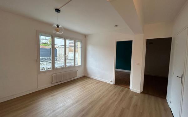 Appartement à louer    2 pièces • 48,69 m2 Châtillon