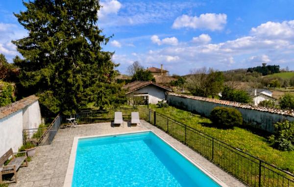 Maison de 225 m²