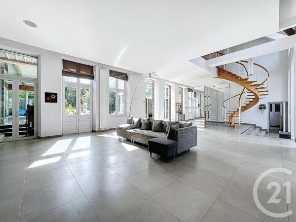 Maison à vendre  9 pièces - 440 m2 CHARTRES - 28