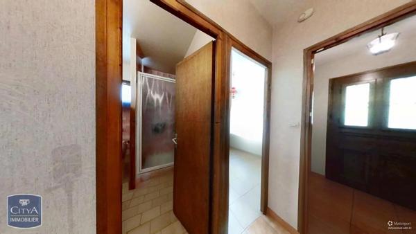 Local professionnel à vendre 300m²