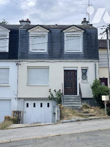Maison de quartier, 3 chambres, garage, jardin.
