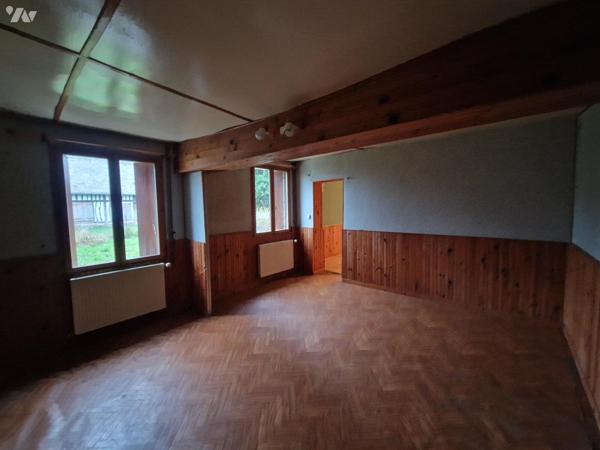 Yvetot, maison mitoyenne d'~94m² sur terrain ~1050 m², 3 chambres, 1 bâtiment.