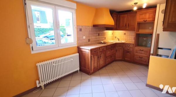 Thourotte, Maison 5 chambres, sur une parcelle environ 351m2, idéale pour une famille 