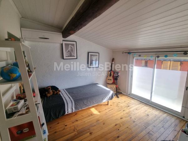 Maison de village avec terrasse !