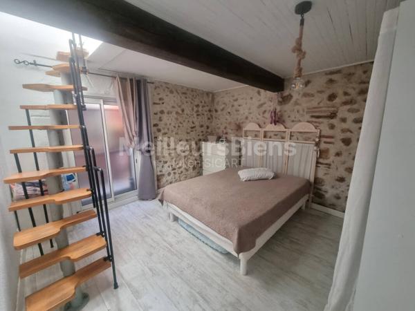 Maison de village avec terrasse !