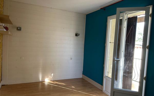 Maison à vendre    4 pièces •  Pont-l'Abbé-d'Arnoult