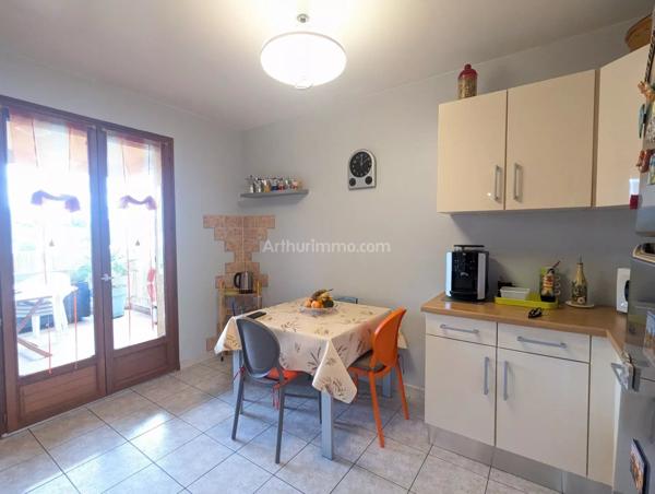 Location Appartement 3 pièces 75 m2 à Mezzavia