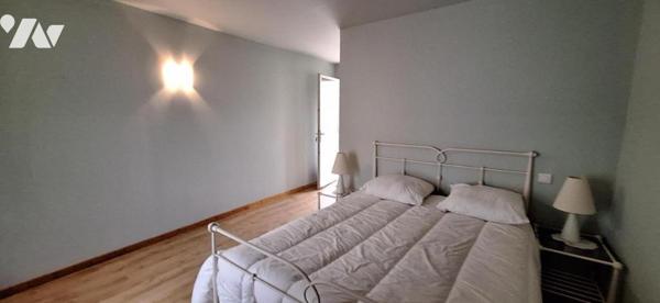 VIC-FEZENSAC, Maison de rue avec garage et jardin