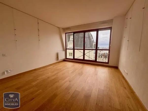 Appartement à louer 2 pièces 53.75m² Tours (37000)