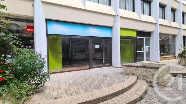 à vendre  84,75 m 2   DAX  - 40