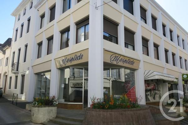 à vendre  84,75 m 2   DAX  - 40