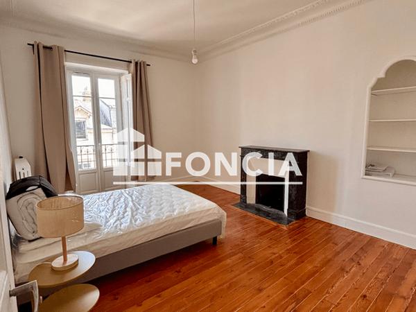 Location Appartement meublé 4 pièces 89.82 m² - 34 RUE FOURE Nantes 44000