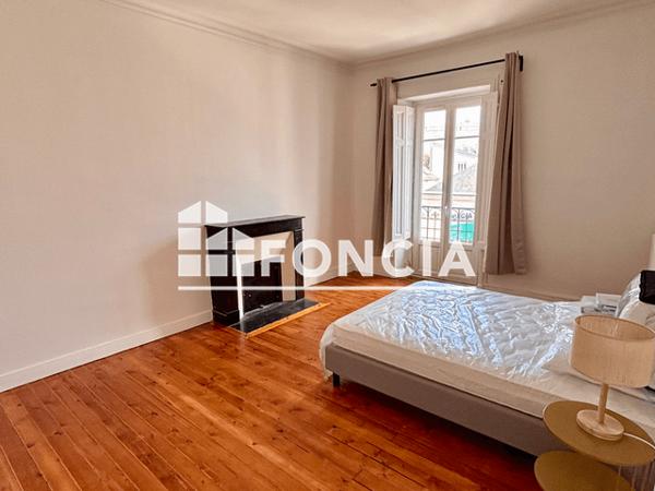 Location Appartement meublé 4 pièces 89.82 m² - 34 RUE FOURE Nantes 44000