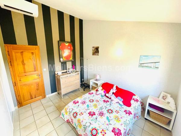 Belle villa T6 de 170m2 avec dépendance de 100m2 sur parcelle de 2051m2 à Rivesaltes.