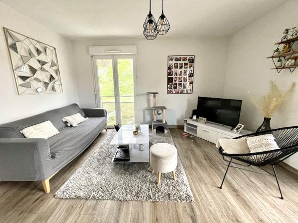 Exclusivité : Appartement de type T3 haute ville avec terrasse et parking