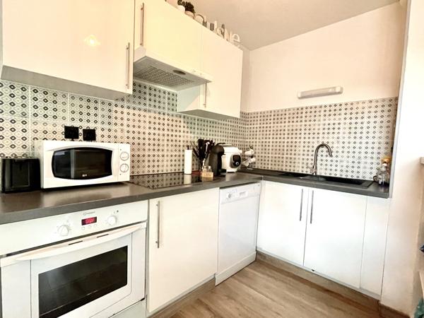 Exclusivité : Appartement de type T3 haute ville avec terrasse et parking