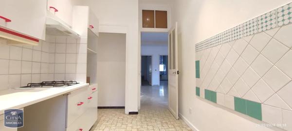 Appartement à louer 4 pièces 103.96m²