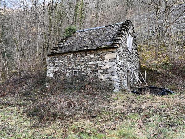 Grange à vendre |  Le Port |  2 pièces