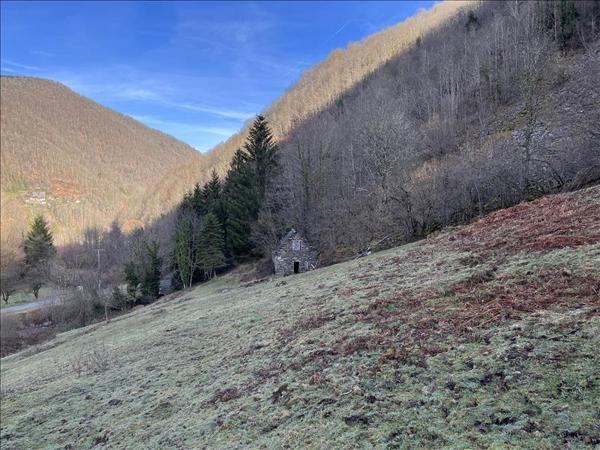 Grange à vendre |  Le Port |  2 pièces