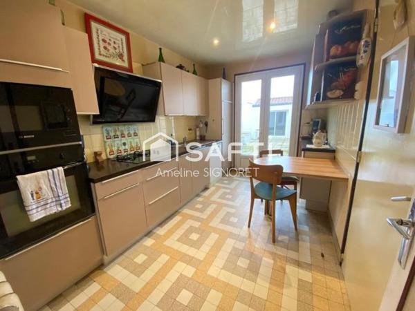 Maison d'environ 84m² avec garage à rénover