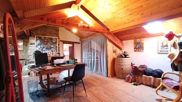 Maison Saint Hostien 7 pièces 4 chambres 164.94 m2 sur terrain 220 m2